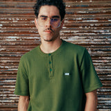 CAMISETA WAFFLE KNIT BOTONES VERDE