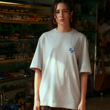 CAMISETA LL VIDA SOCIAL - GRIS OVERSIZED